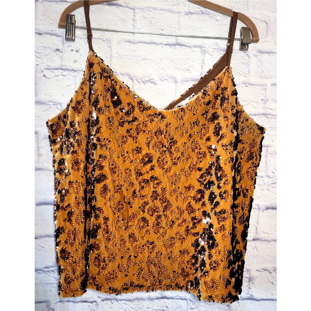 RO & DE Camisole Scethered Sequins Gold Carmel Size XL Sophisticated Glam Party